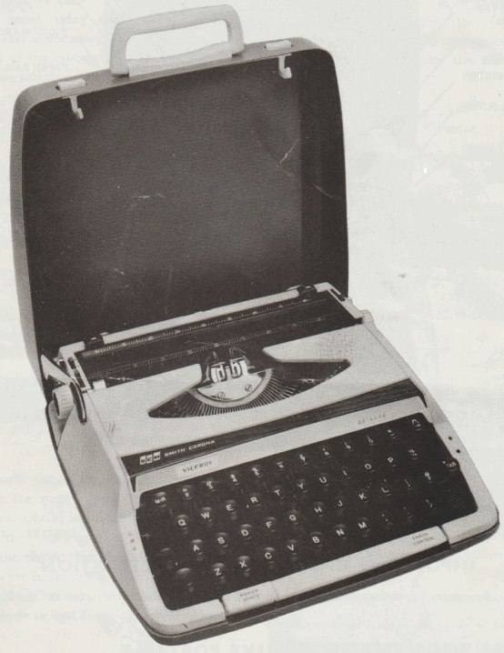 SCM CORPORATION VICEROY DE-LUXE World Famous Portable Typewriter