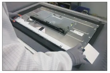 DELL P3223QE 4K USB C Hub Monitor - fig 15