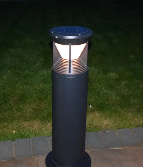 LUMENA GUARDA Professional Solar Bollard Light