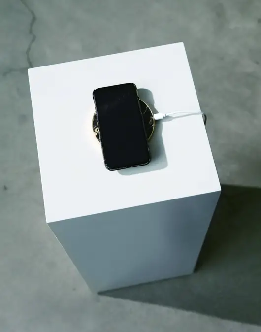 iDEAL OF SWEDEN IDFQI XX QI CHARGER