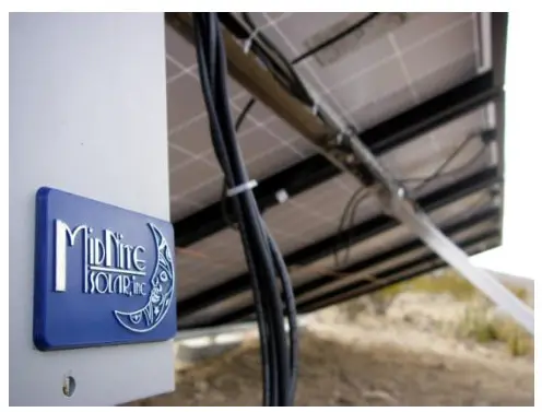 MIDNITE SOLAR MNPV6 Disco Combiner (2)