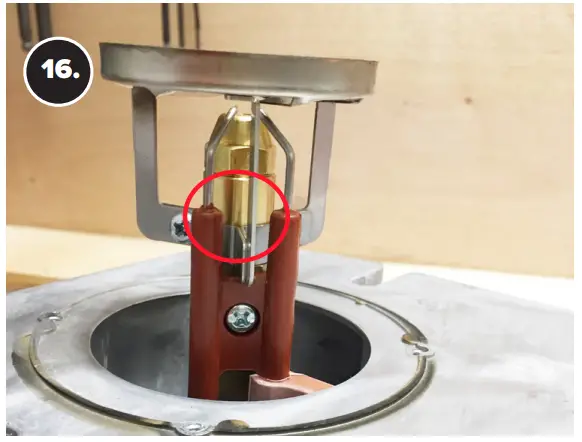 REPLACING THE FILTER