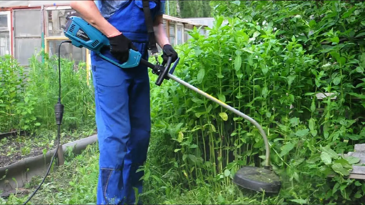 Makita Ur3500 Electric Grass Trimmer Instruction Manual