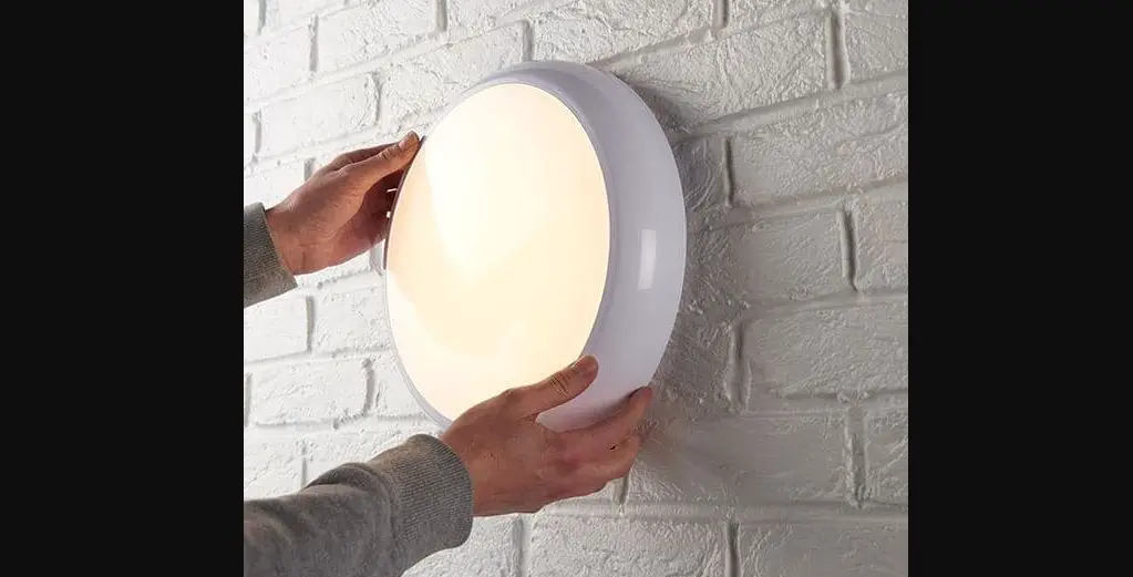 Saxby 95541 Hero Cct Microwave Instruction Manual