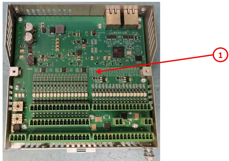 Schneider BT 4 PacNet Bus Terminal Instruction -fig1