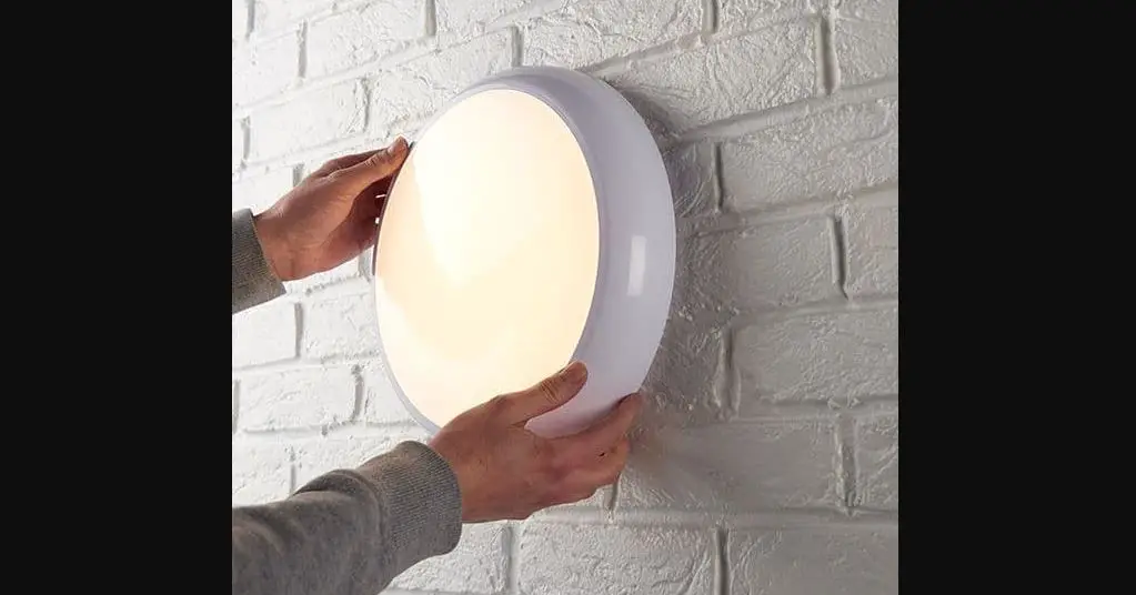 Saxby 95540 Hero Cct Emergency Instruction Manual