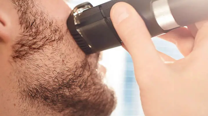 PHILIPS BT5200 Beardtrimmer Series 5000 Beard and Stubble Trimmer with Full Metal Blades - Highlights 1