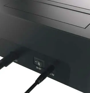 SABRENT-DS-UTC2-USB-Type-C-3.1-Sata-2.5-3.5-Dual-Bay-Hard-Drive-Docking-Station-07