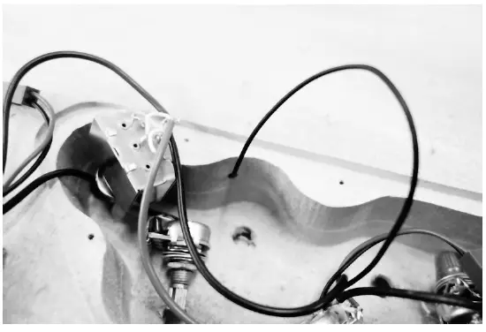 Harley-Benton-255975-Benton-Electric-Guitar-Kit-DC-Style-fig-7