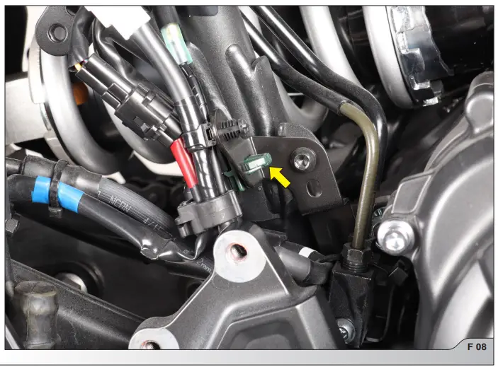 AKRAPOVIC-Yamaha-YZF-R7-Racing-Line-Motorcycle-Exhaust-10