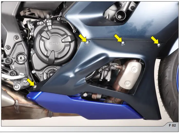 AKRAPOVIC-Yamaha-YZF-R7-Racing-Line-Motorcycle-Exhaust-4