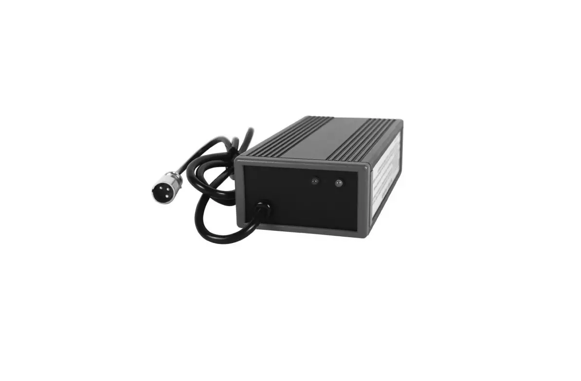 Invacare 1654661 5 A Charger Lead Acid Battery Charger User Manual Invacare 1654661 5 A Charger Lead Acid Battery Charger User Manual