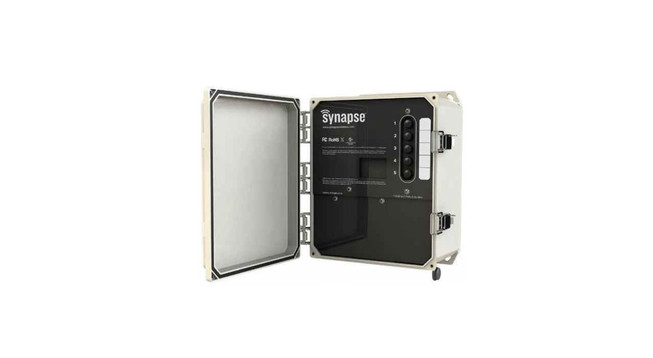 Synapse Cbssw-450-002 Central Base Station Installation Guide