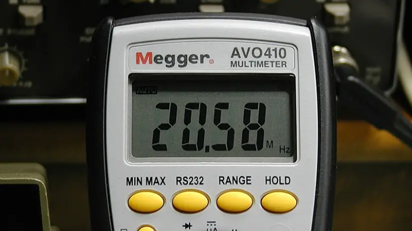 Megger Avo410 Digital Multimeter User Manual