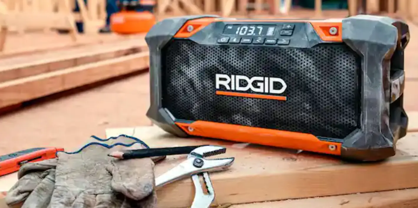 Ridgid R84089 Jobsite Radio User Manual Ridgid R84089 Jobsite Radio User Manual