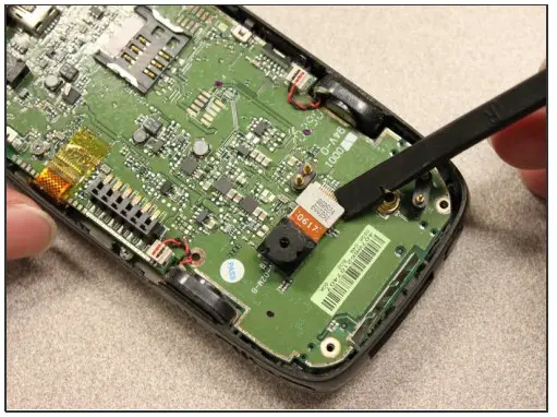 IFIXIT HTC Wizard 200 LCD Screen Replacement - Step 7