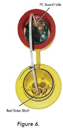 SIRIUS-SIGNAL-SSDC1002-ROC-Two-Color-Distress-Light-Flag-and-Whistle-02