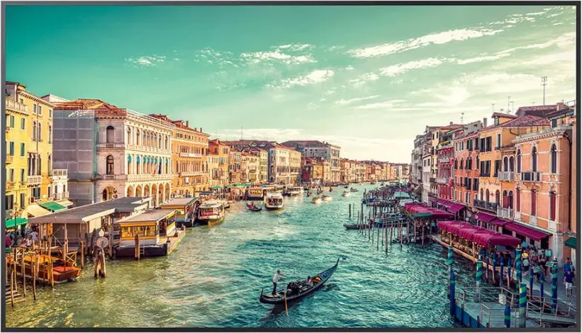 SAMSUNG QM98T-B 98 Inch 4K UHD Standalone Display