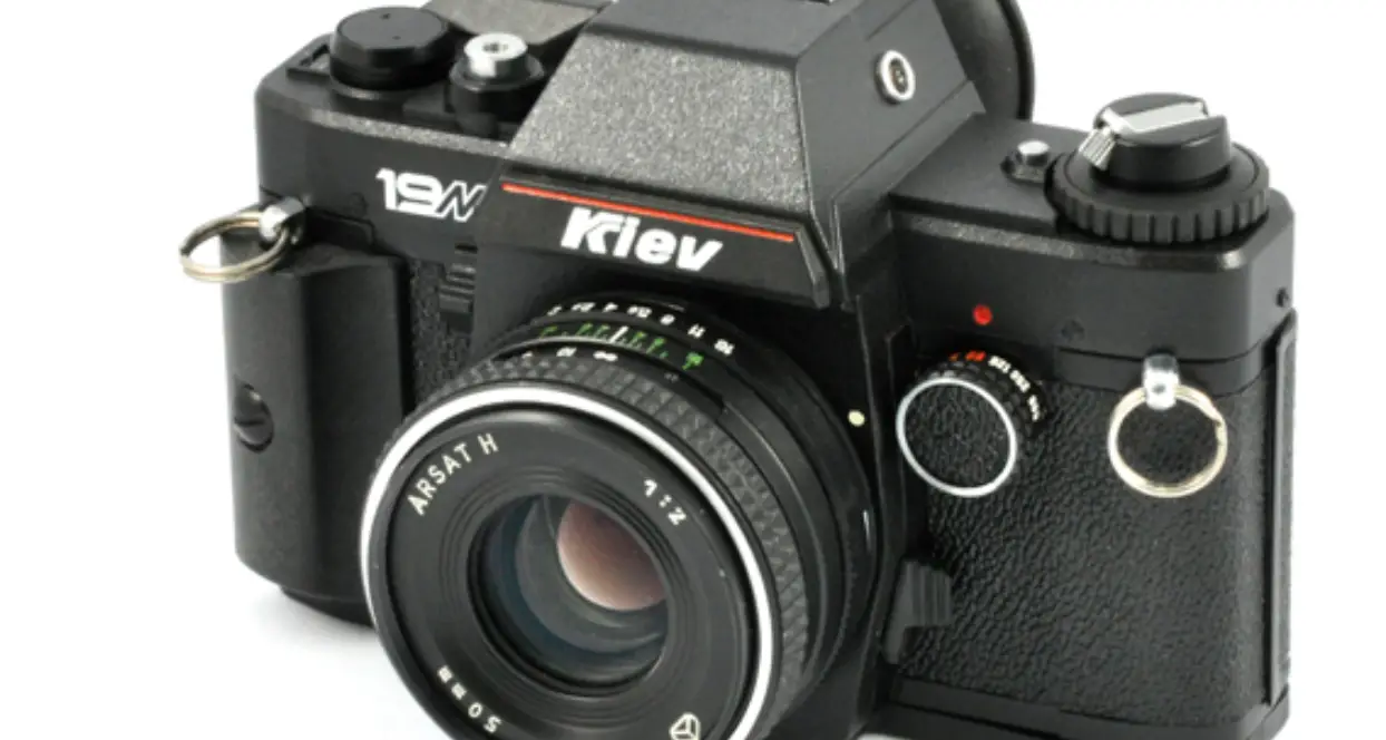 Kyocera Kiev-19m Camera Instruction Manual