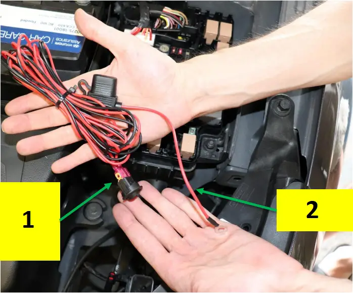 VELOSSA TECH 2019-2020+ - Power Hook-up 1