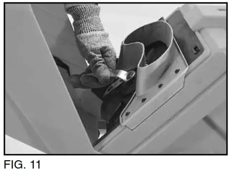 DRAPER 97973 230V RAPID Garden Shredder - OPERATING THE SHREDDER 6