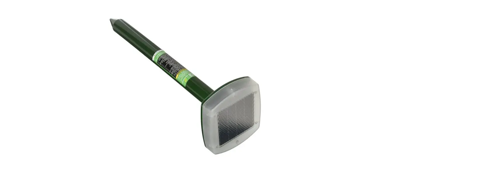 Greenwood 94661 Solar Modle And Gopher Chaser Owner's Manual Greenwood 94661 Solar Modle And Gopher Chaser Owner's Manual