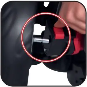 Attaching the Wheels