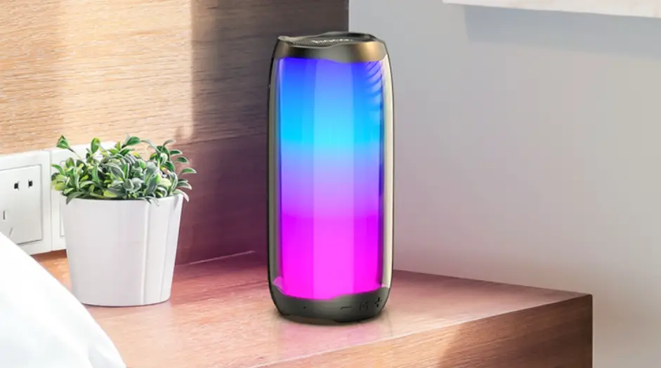 Vivitar Sp077 Glow & Play Wireless Speaker User Manual Vivitar Sp077 Glow & Play Wireless Speaker User Manual