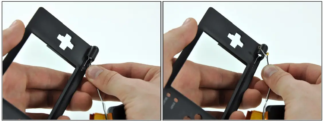 IFIXIT-Nintendo-DS-Lite-Front-Display-Bezel-Replacement-10