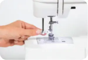 Built-in Needle Threader