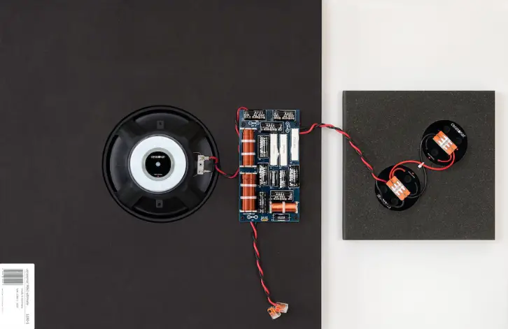 cerasonar-4062-Sub-Series-Invisible-Speaker-Product