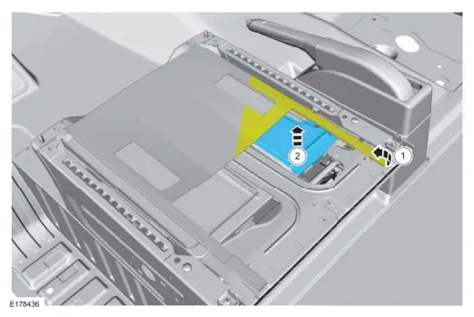 FLEET 2023 Ford E Transit All-Electric Van - battery cover