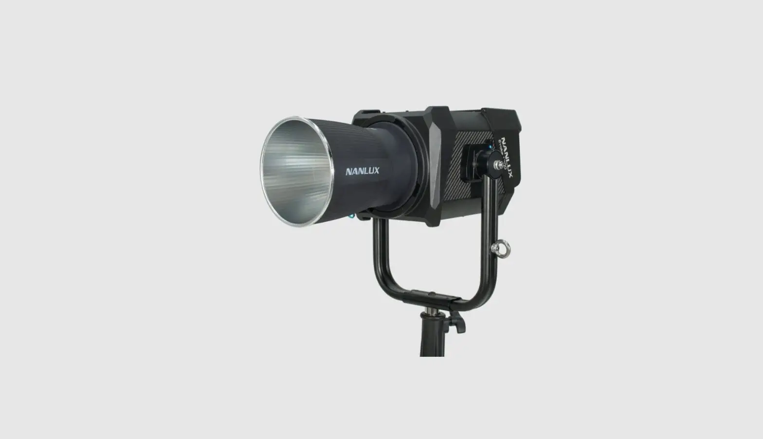 Nanlux Evoke 1200b Led Bi-color Spot Light User Manual