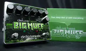 Electro-harmonix Dxbbmuff Deluxe Bass Big Muff Pi User Manual