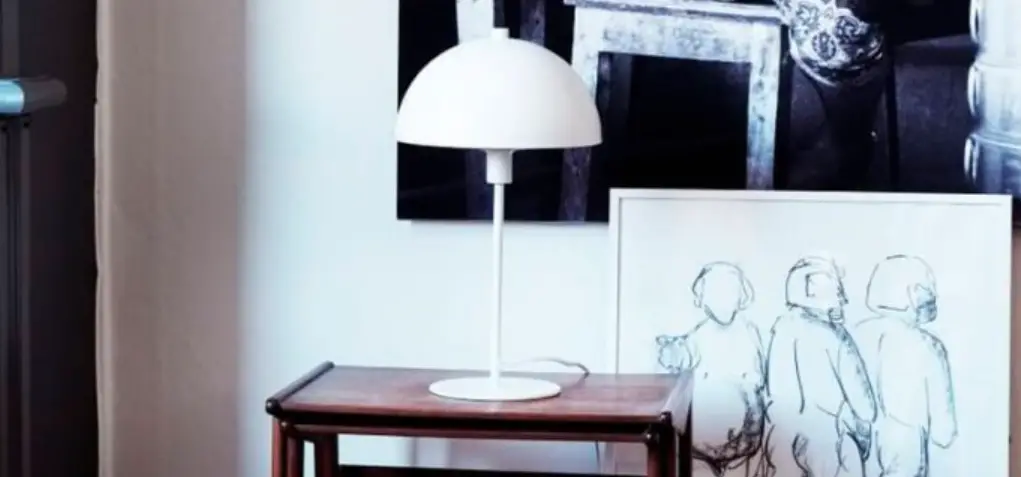 Dyberg Larsen 7032 Table Lamp Instruction Manual