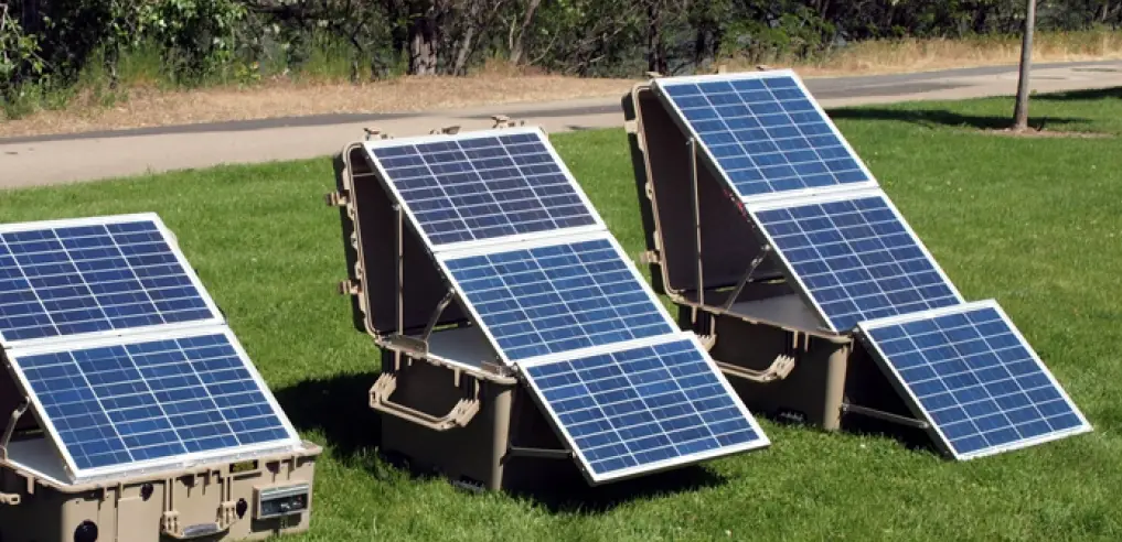 X-moove Rechargeable 12w Solar Panel User Guide