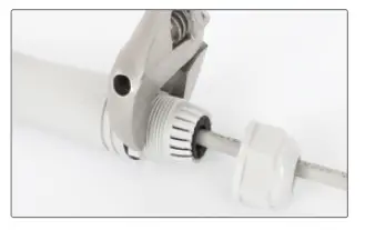 INTELLINET-561952-Ultra-Long-Range-Outdoor-Fast-Ethernet-PoE+-Extender-Kit-FIG7