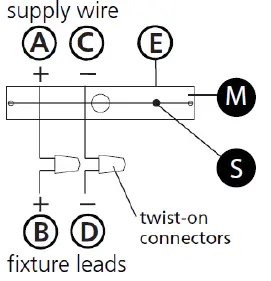 HINKLEY-2680-Lakehouse-Large-Wall-Mount-Lantern-FIG-3
