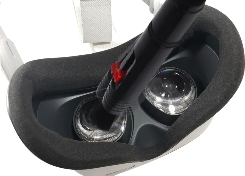 Insignia Ns-q2ck Cleaning Kit For Oculus User Guide Insignia Ns-q2ck Cleaning Kit For Oculus User Guide