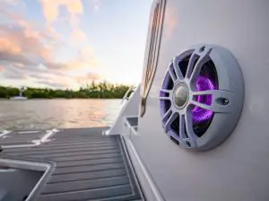 FIG 1 CRGBW LED LIGHTING