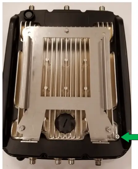 veeaHub-pro-Outdoor v0.3-Smart-Computing-Hub-09