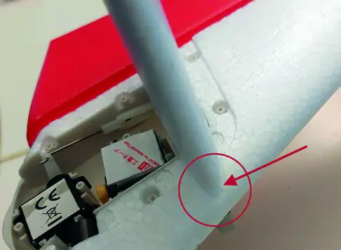 robbe TA 3404 ASW 15b 2.3m PNP Plane - INSTALLING THE AILERON SERVO 14
