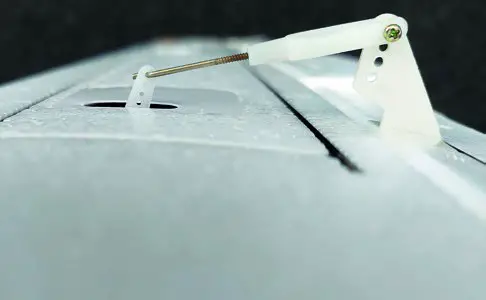 robbe TA 3404 ASW 15b 2.3m PNP Plane - INSTALLING THE AILERON SERVO 6