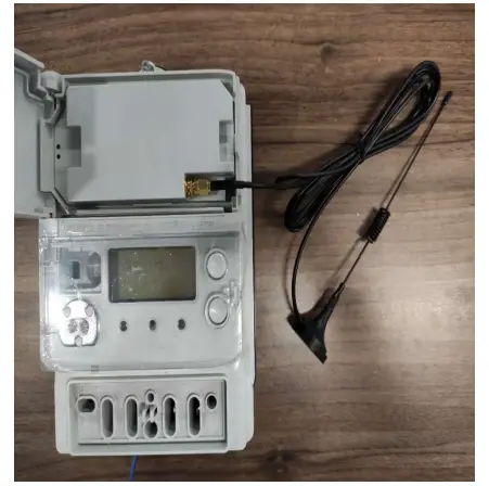 The NIC is connected to antenna through the adapter