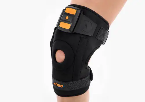 Somatx-Design-KNEEMO01UP-Knee-Pain-Device-product