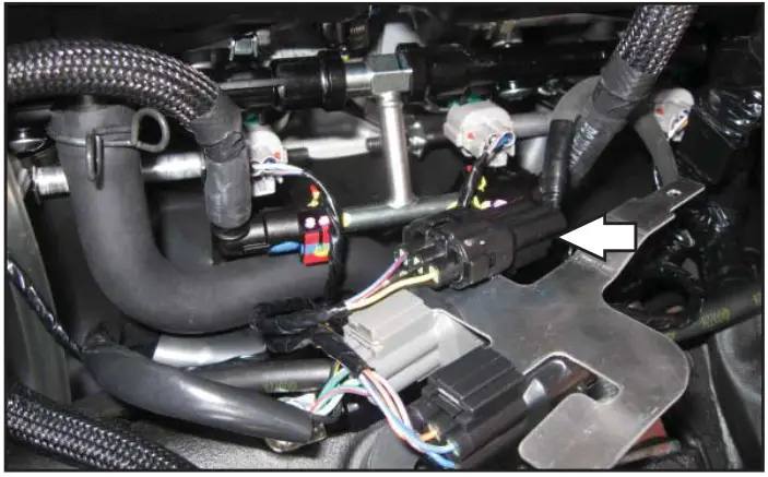 DYNOJET PC6 17028 Power Commander 6 - INSTALLING THE POWER COMMANDER 6 6