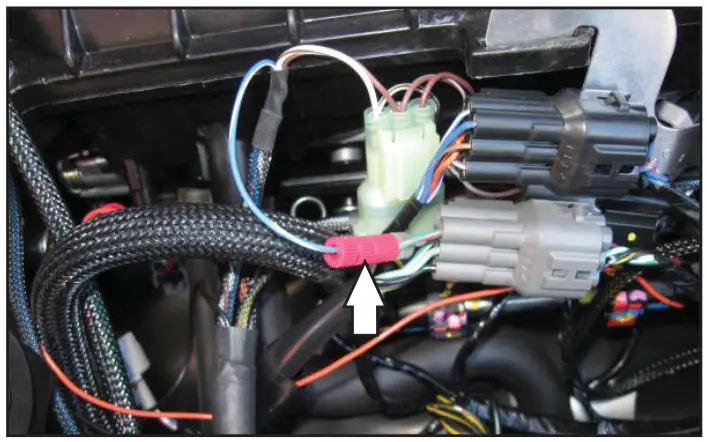 DYNOJET PC6 17028 Power Commander 6 - INSTALLING THE POWER COMMANDER 6 8