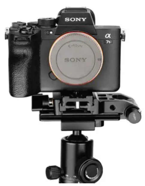 Proaim-P-GHF-01-Folding-Camera-Gimbal-Tripod-Head-for-Telephoto-Lenses-fig- (29)