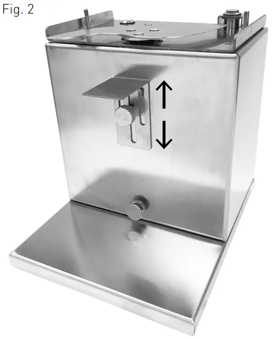 HENDI 265109 Sausage Cutter Electric - Operation3