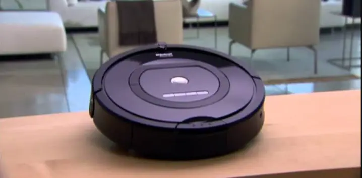 Irobot 700 Series Roomba Vacuum Cleaning Robot Owner's Manual Irobot 700 Series Roomba Vacuum Cleaning Robot Owner's Manual